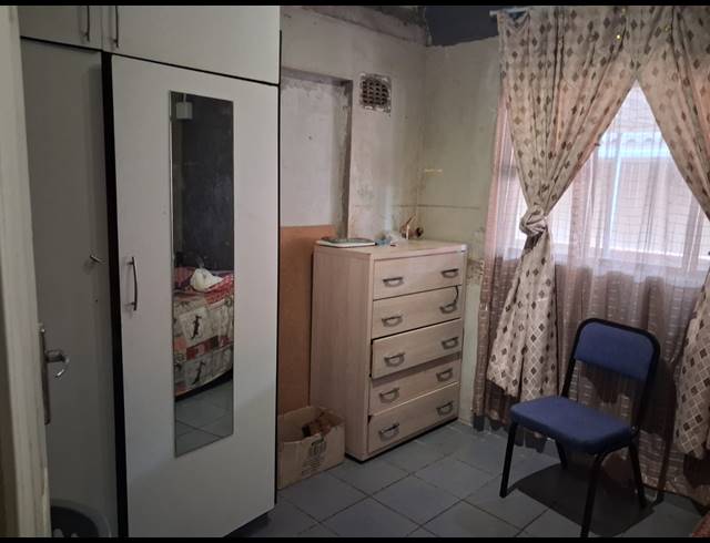 3 BEDROOM HOUSE FOR SALE IN AUSTERVILLE